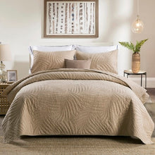 Load image into Gallery viewer, European cotton American embroidered quilted cotton bed cover set of three plain bedspread tatami mat luxury washing